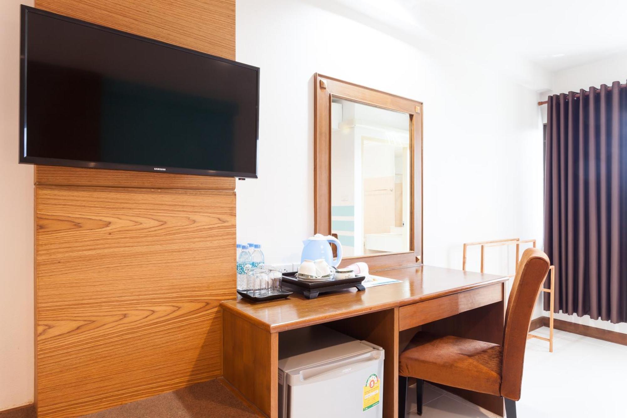We Briza Hotel Chiangmai Chiang Mai Extérieur photo