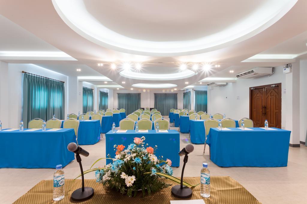 We Briza Hotel Chiangmai Chiang Mai Extérieur photo