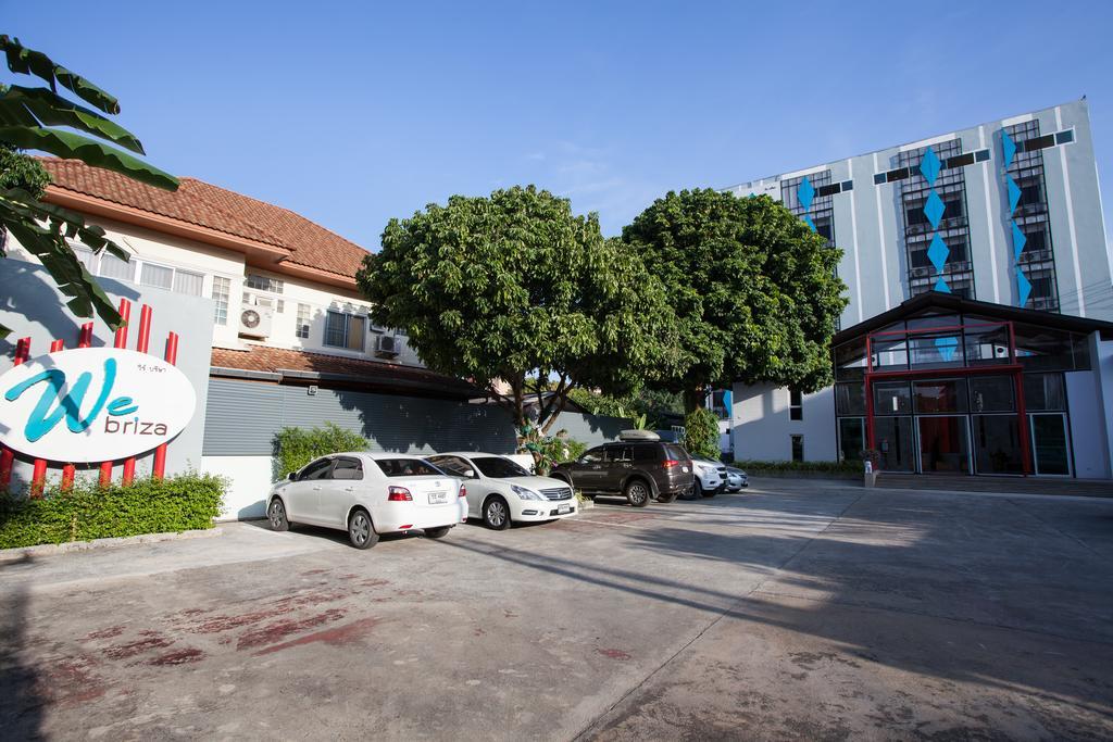 We Briza Hotel Chiangmai Chiang Mai Extérieur photo